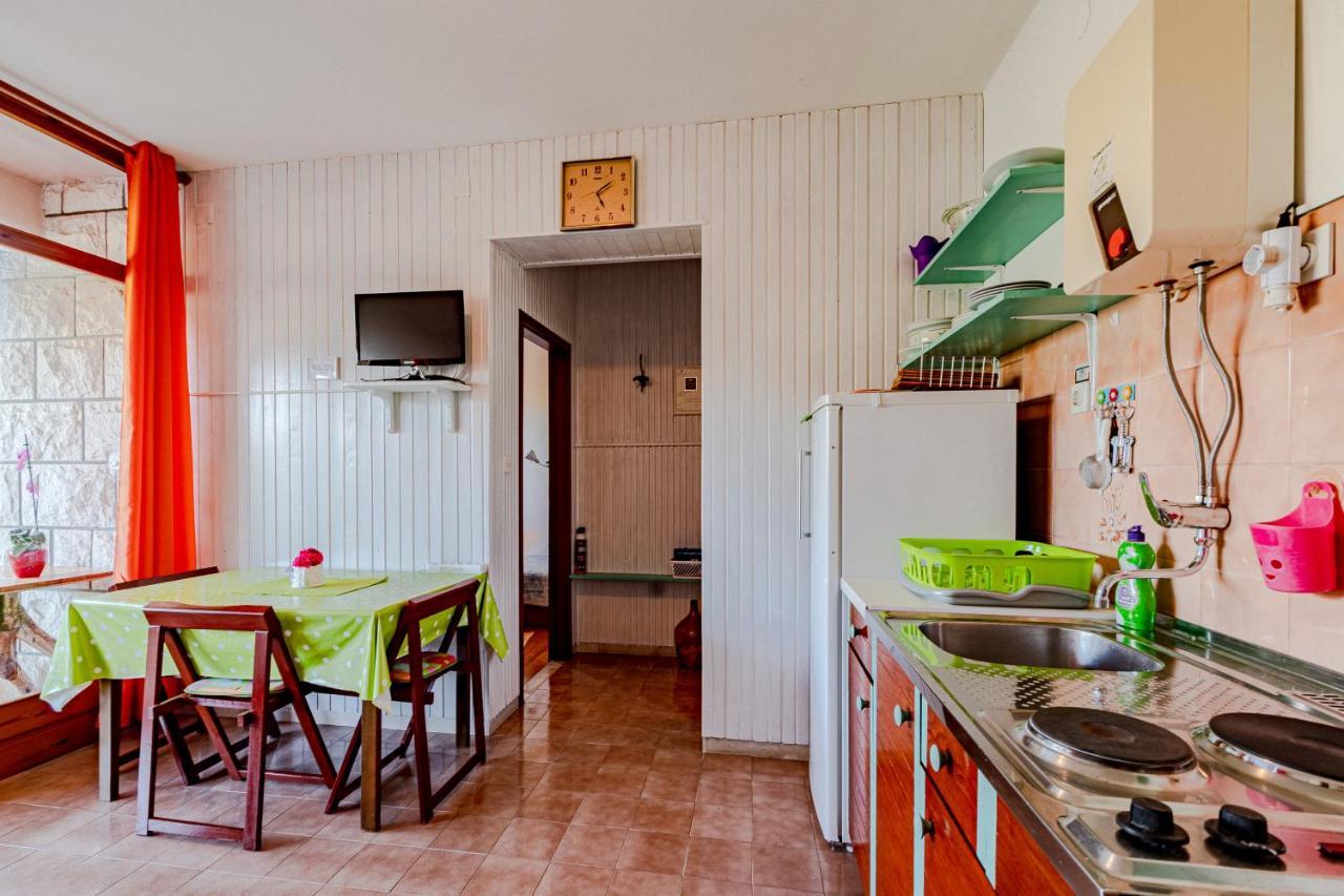Apartments Mak Račišće Extérieur photo