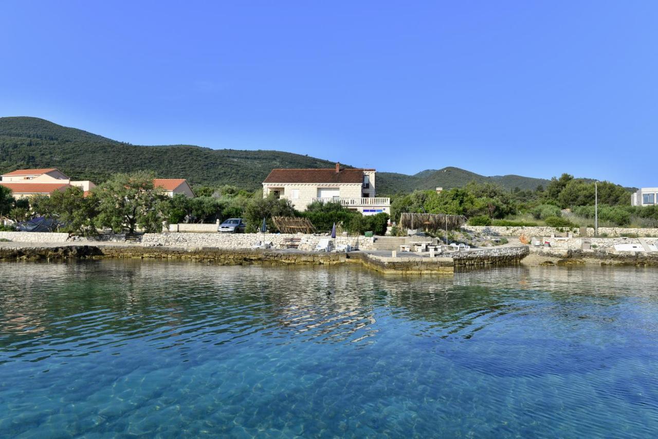 Apartments Mak Račišće Extérieur photo