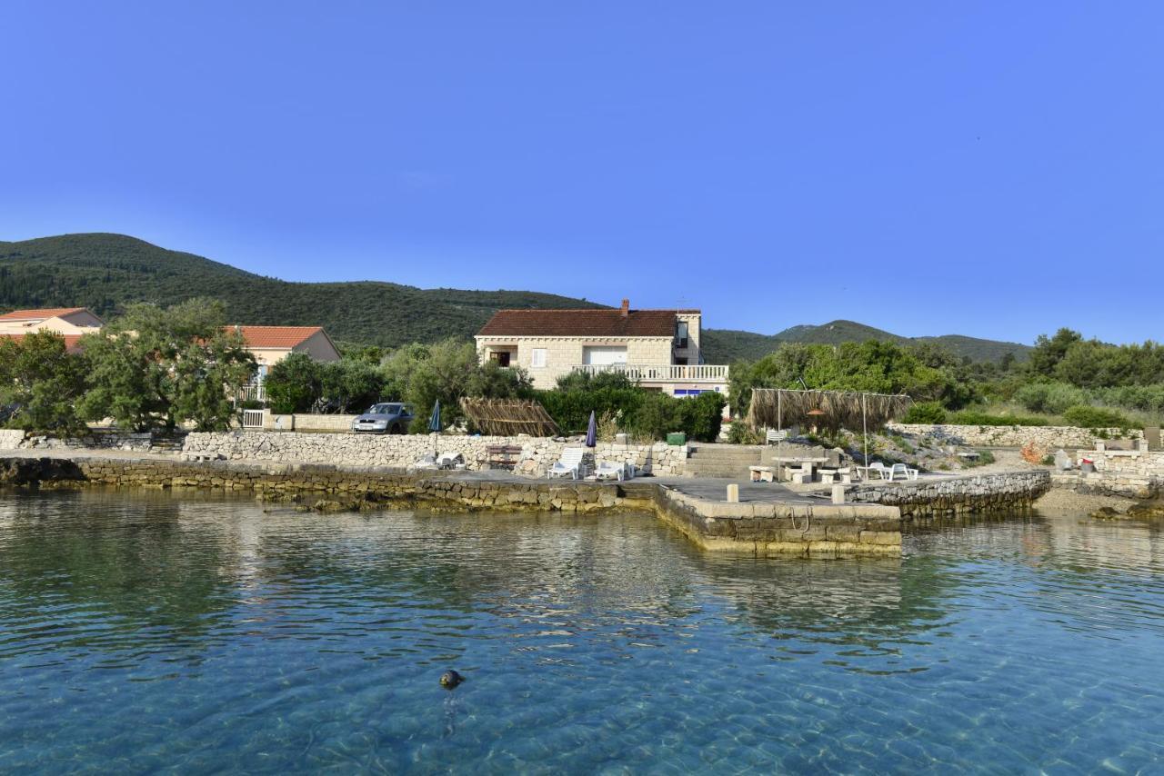Apartments Mak Račišće Extérieur photo