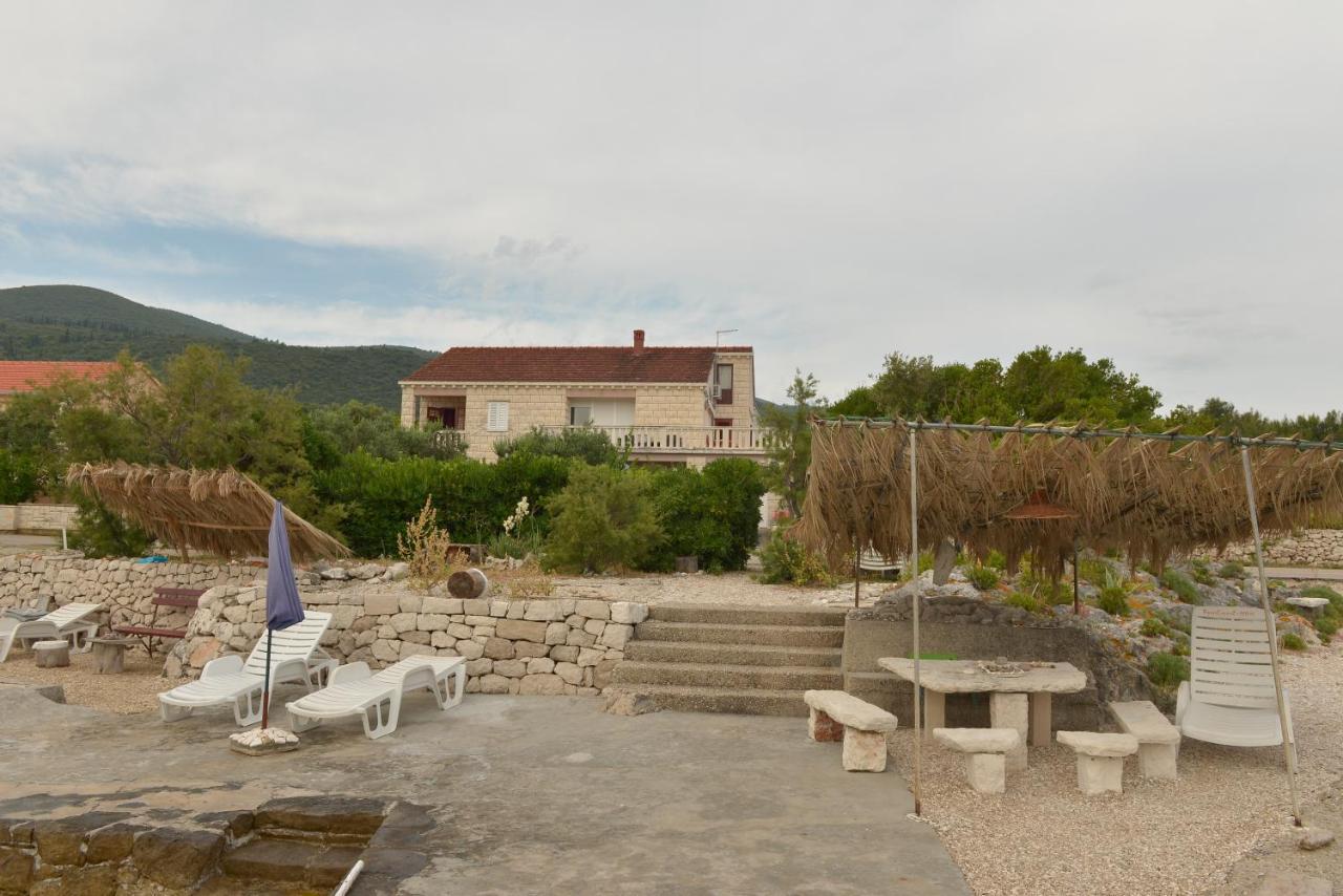 Apartments Mak Račišće Extérieur photo